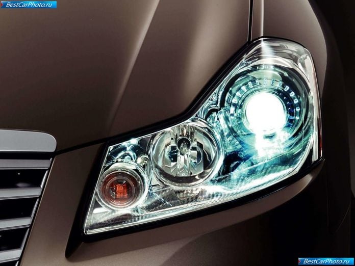 2004 Nissan Fuga 350gt - фотография 61 из 87