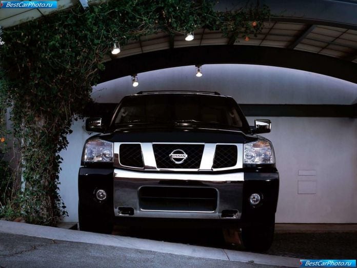 2004 Nissan Pathfinder Armada Se - фотография 2 из 13