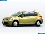 nissan_2004-tiida_1600x1200_009.jpg