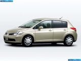 nissan_2004-tiida_1600x1200_010.jpg