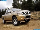 nissan_2004-titan_1600x1200_009.jpg
