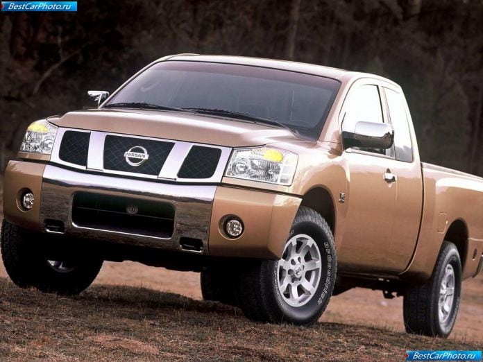 2004 Nissan Titan - фотография 10 из 44