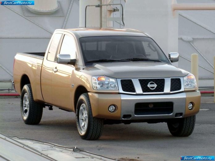 2004 Nissan Titan - фотография 11 из 44