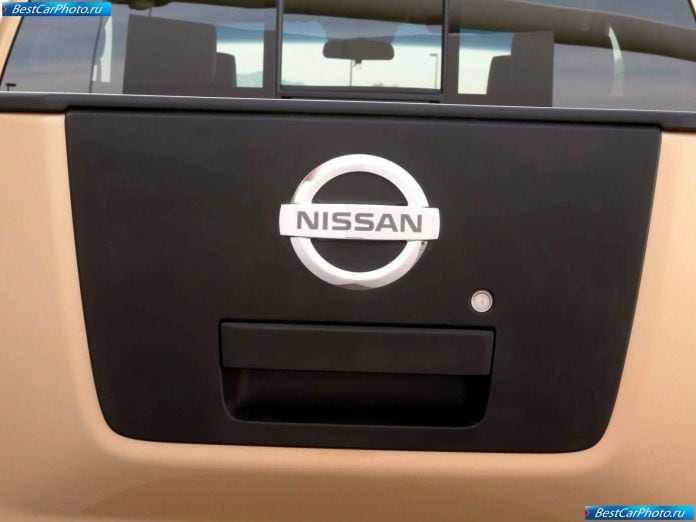 2004 Nissan Titan - фотография 43 из 44