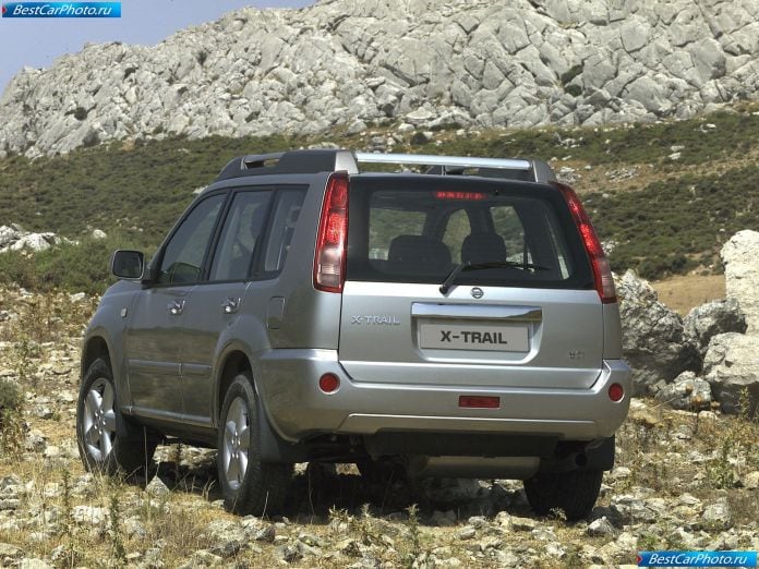2004 Nissan X-trail - фотография 3 из 9 2004 Nissan X-trail - фотография 3 из 9