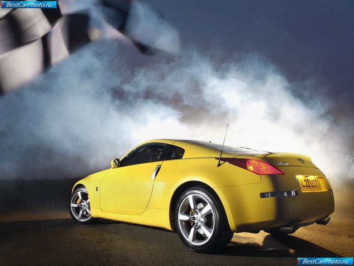2005 Nissan 350z 35th Anniversary - фотография 3 из 3 2005 Nissan 350z 35th Anniversary - фотография 3 из 3