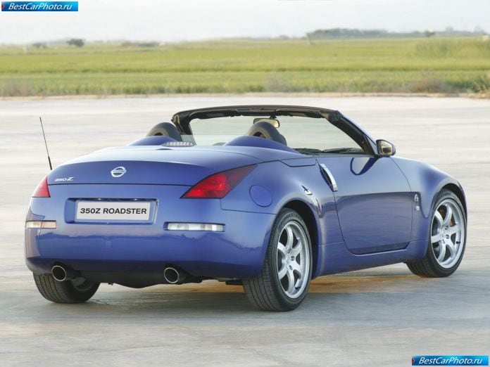 2005 Nissan 350z Roadster Eur - фотография 23 из 60 2005 Nissan 350z Roadster Eur - фотография 23 из 60