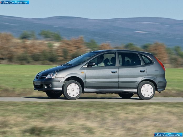 2005 Nissan Almera Tino - фотография 5 из 14