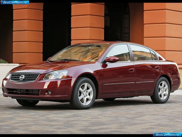 2005 Nissan Altima - фотография 15 из 50