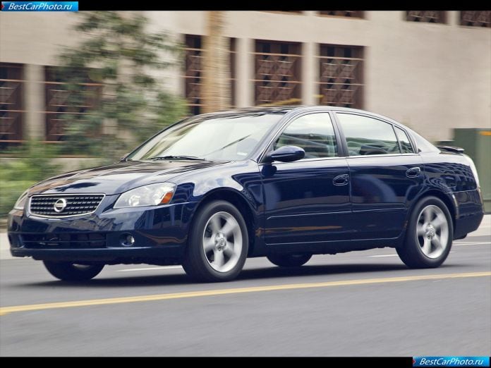 2005 Nissan Altima - фотография 18 из 50