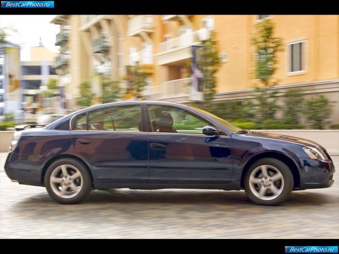 2005 Nissan Altima - фотография 31 из 50
