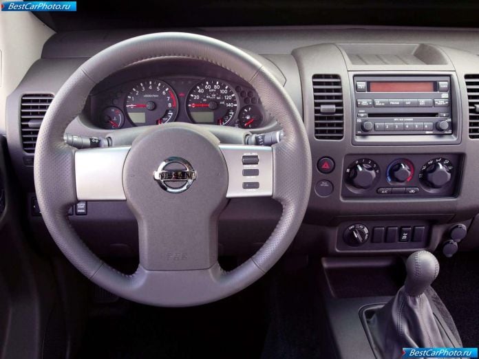 2005 Nissan Frontier - фотография 16 из 30