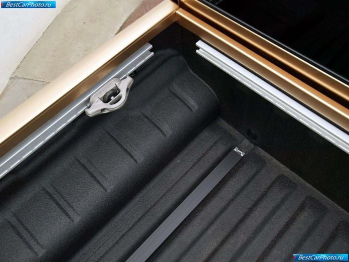 2005 Nissan Frontier - фотография 23 из 30