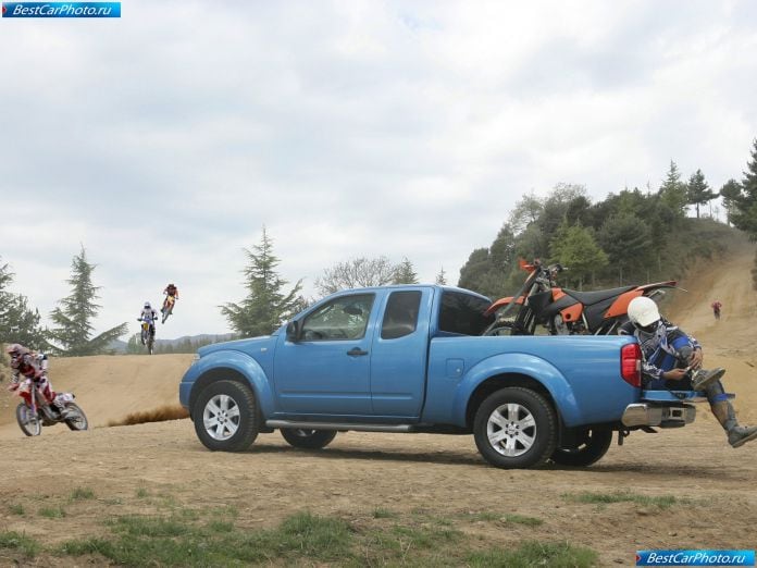 2005 Nissan Navara - фотография 12 из 37 2005 Nissan Navara - фотография 12 из 37