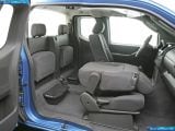 nissan_2005-navara_1600x1200_024.jpg