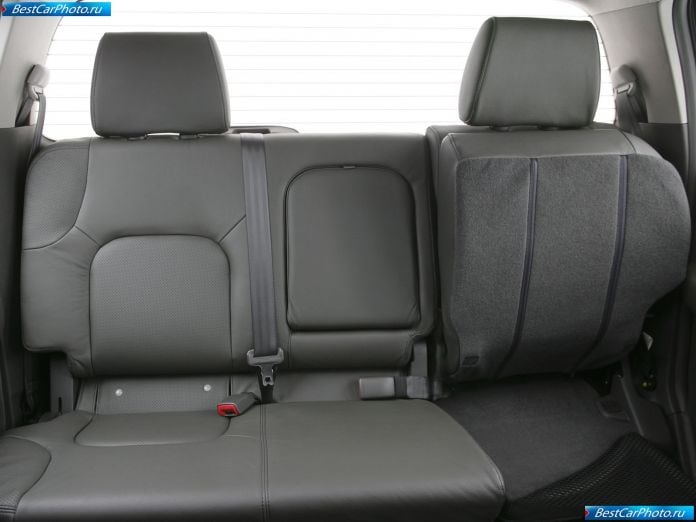 2005 Nissan Navara - фотография 27 из 37