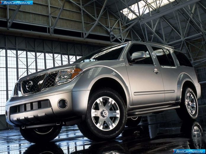 2005 Nissan Pathfinder - фотография 1 из 27