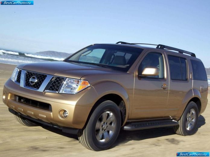 2005 Nissan Pathfinder - фотография 9 из 27
