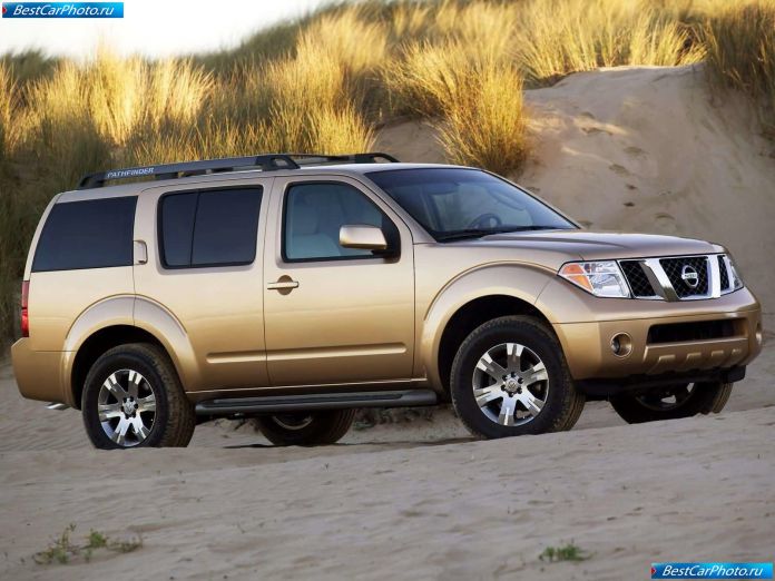 2005 Nissan Pathfinder - фотография 11 из 27