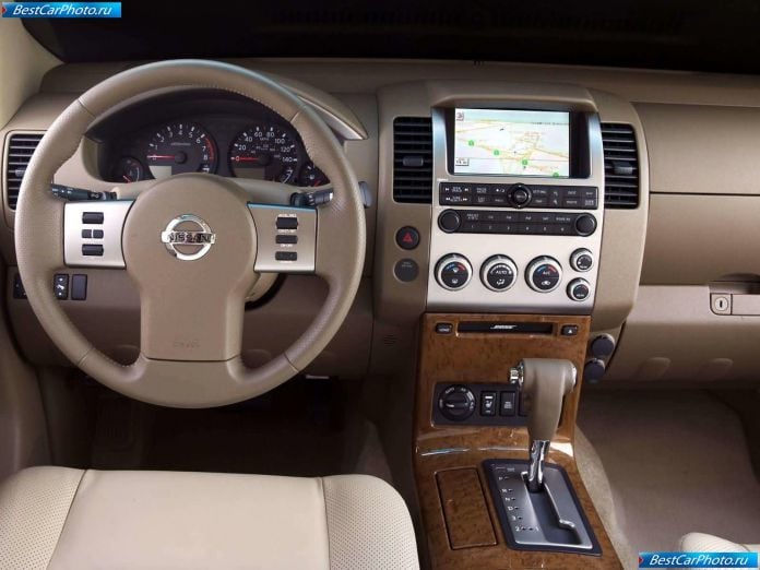 2005 Nissan Pathfinder - фотография 22 из 27