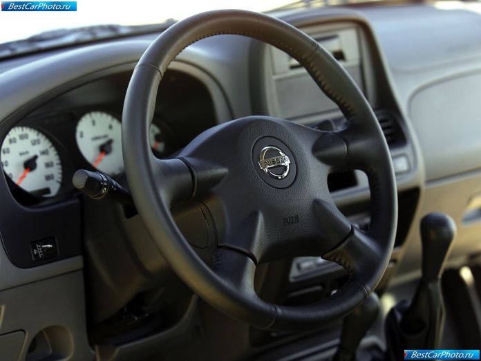 2005 Nissan Pickup - фотография 9 из 12 2005 Nissan Pickup - фотография 9 из 12