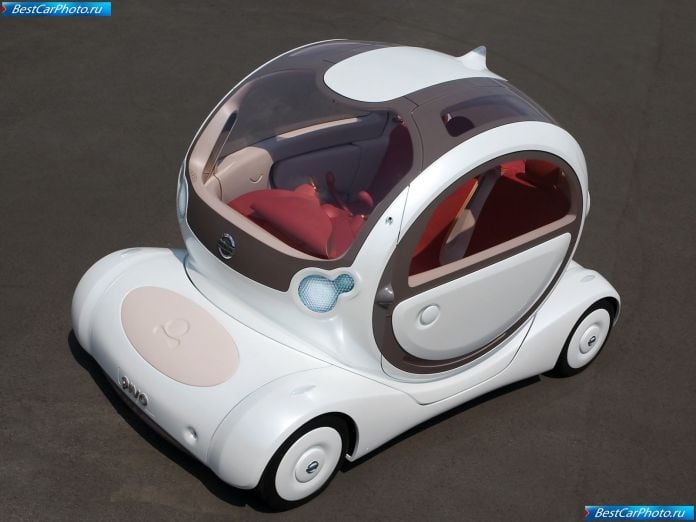 2005 Nissan Pivo Concept - фотография 1 из 5