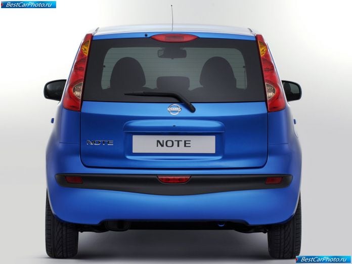 2006 Nissan Note - фотография 9 из 22 2006 Nissan Note - фотография 9 из 22