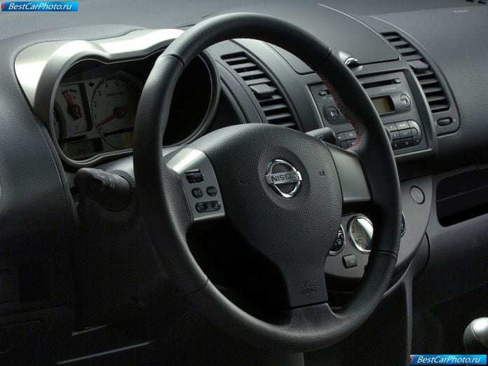 2006 Nissan Note - фотография 12 из 22 2006 Nissan Note - фотография 12 из 22