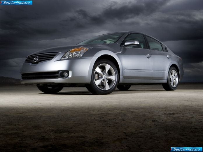 2007 Nissan Altima - фотография 1 из 30