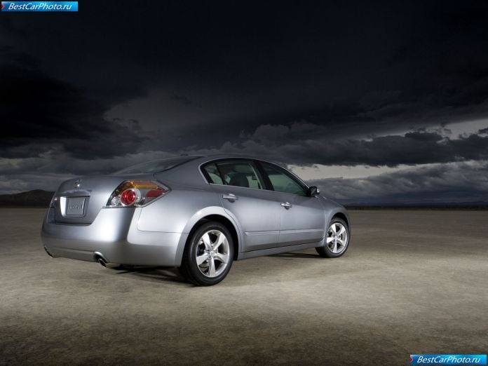 2007 Nissan Altima - фотография 10 из 30