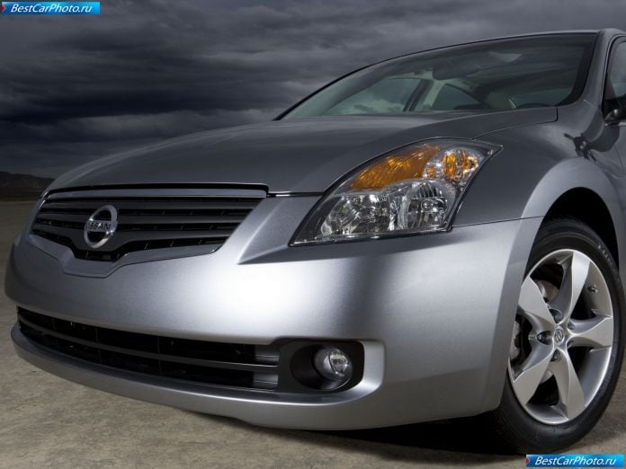2007 Nissan Altima - фотография 22 из 30