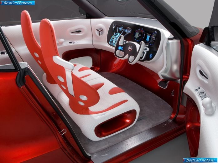 2007 Nissan Round Box Concept - фотография 12 из 21