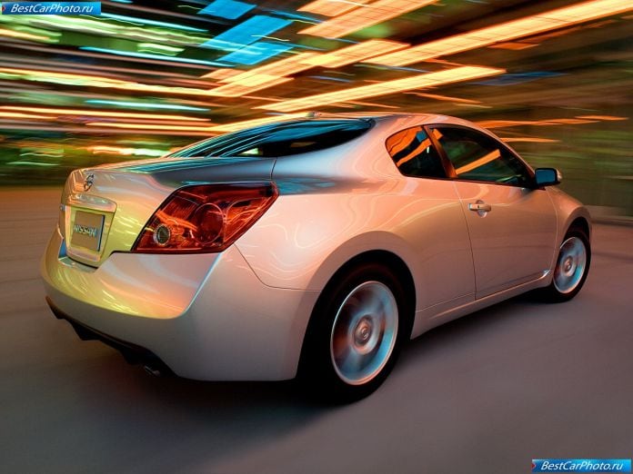 2008 Nissan Altima Coupe - фотография 4 из 17