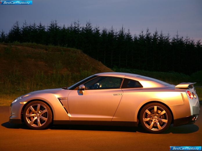 2008 Nissan Gt-r - фотография 17 из 56