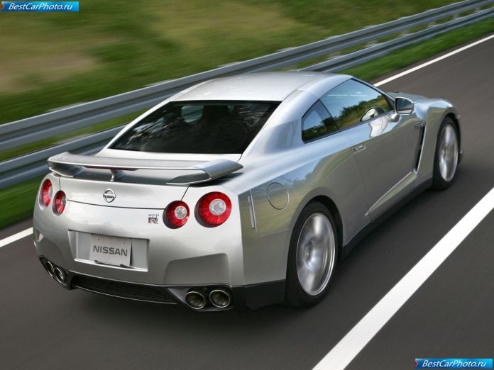 2008 Nissan Gt-r - фотография 19 из 56