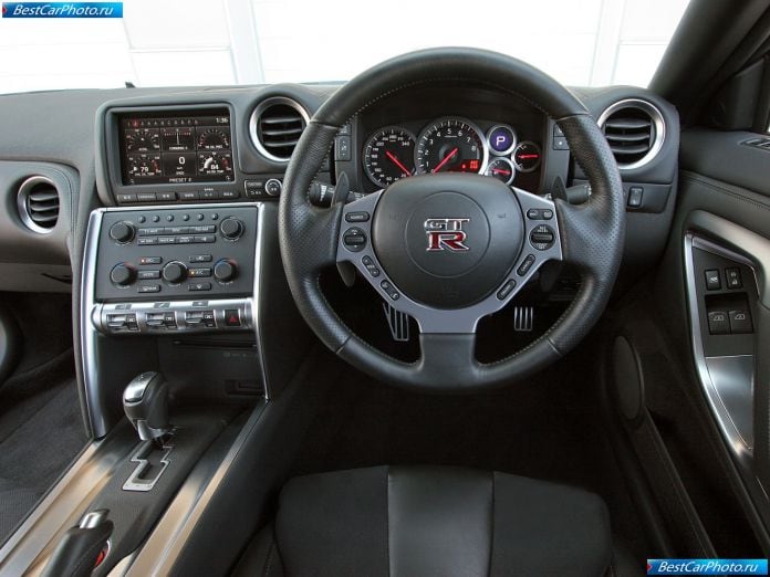2008 Nissan Gt-r - фотография 33 из 56
