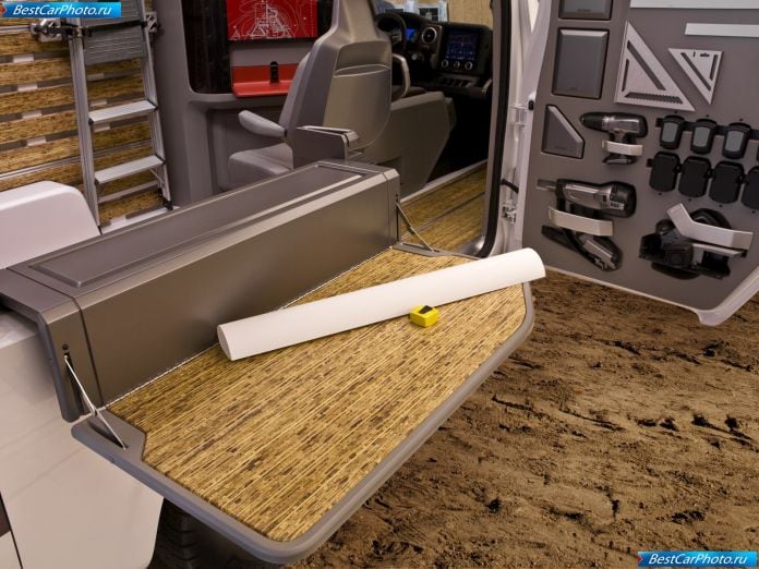 2008 Nissan Nv2500 Concept - фотография 27 из 47