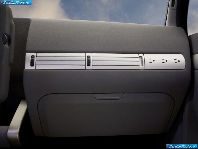 2008 Nissan Nv2500 Concept - фотография 33 из 47
