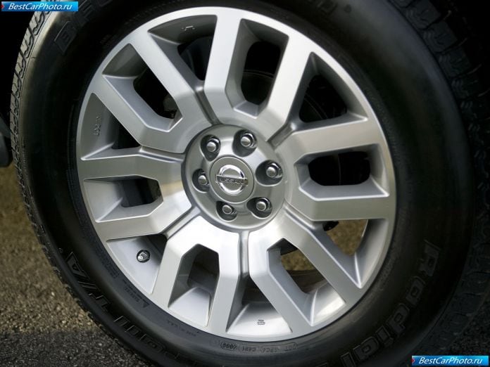 2008 Nissan Pathfinder - фотография 12 из 14