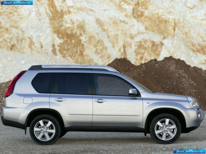 2008 Nissan X-trail - фотография 42 из 126