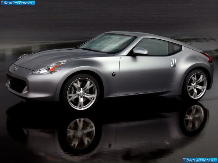 2009 Nissan 370z - фотография 25 из 99