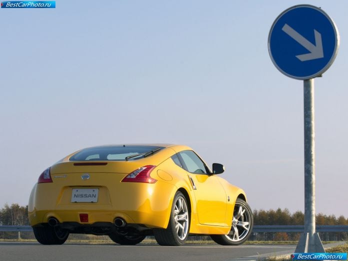 2009 Nissan 370z - фотография 39 из 99
