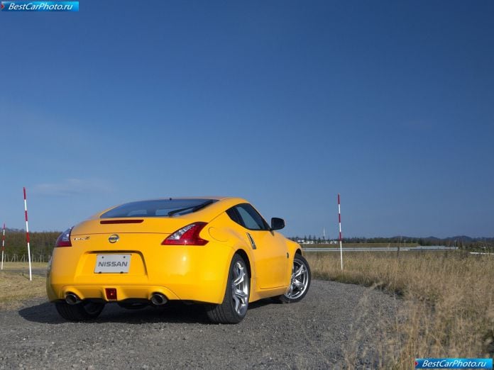 2009 Nissan 370z - фотография 40 из 99