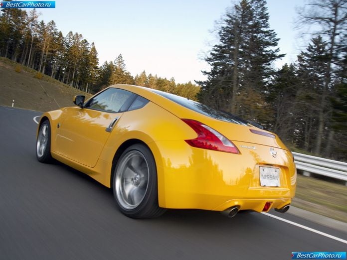 2009 Nissan 370z - фотография 43 из 99