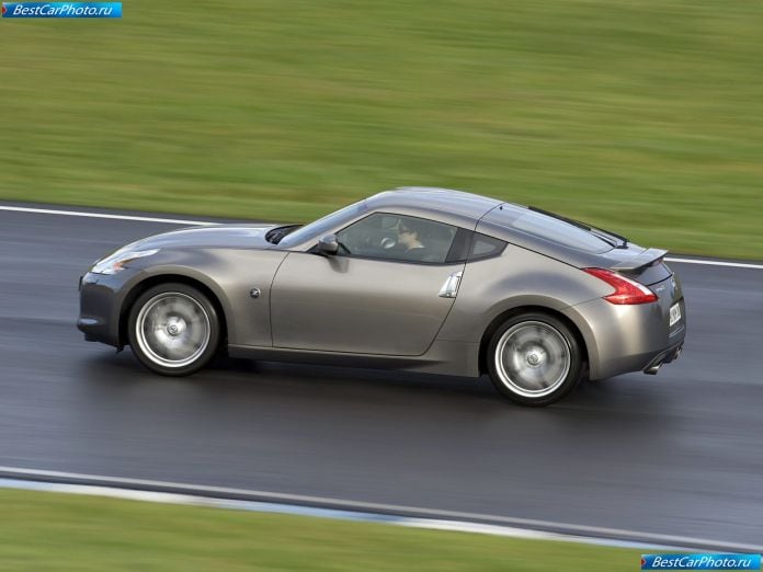 2009 Nissan 370z - фотография 45 из 99