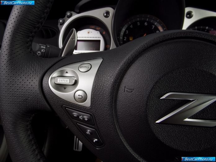 2009 Nissan 370z - фотография 57 из 99