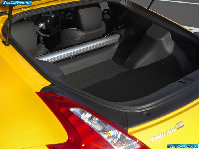 2009 Nissan 370z - фотография 67 из 99