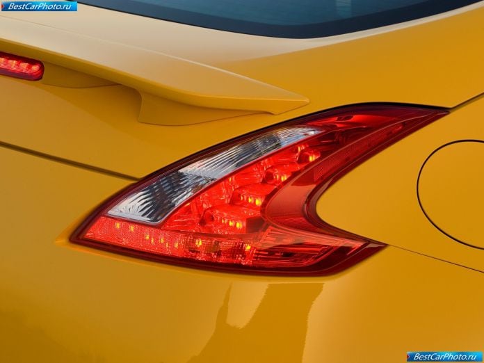 2009 Nissan 370z - фотография 71 из 99