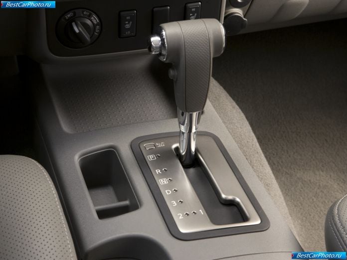 2009 Nissan Frontier - фотография 9 из 18 2009 Nissan Frontier - фотография 9 из 18