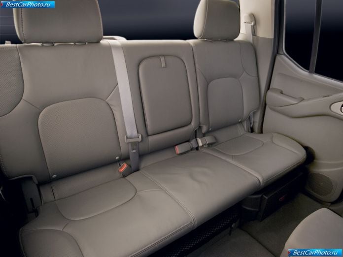 2009 Nissan Frontier - фотография 10 из 18 2009 Nissan Frontier - фотография 10 из 18